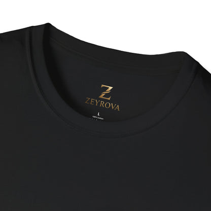 ZEYROVA Signature Tee – Minimal Edition SOFTSTYLE